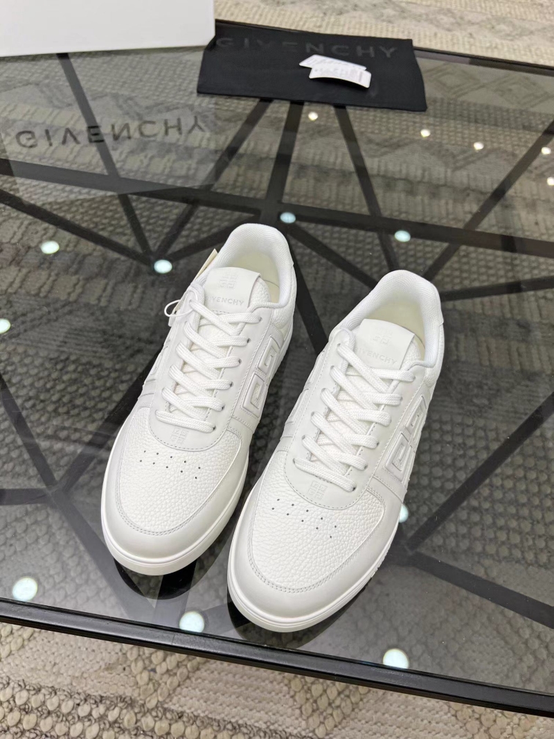 Givenchy Sneakers